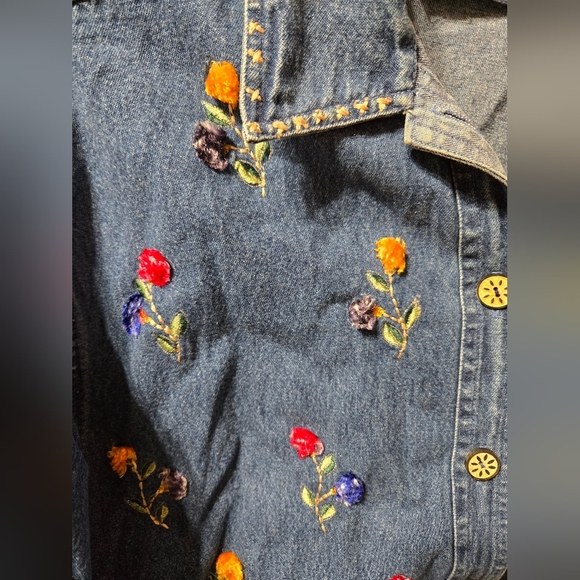 Life Style Mixed Media Embroidered Floral Denim Button Up Light Weight Coat - Picture 4 of 6
